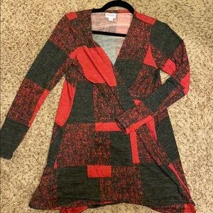 Lularoe buffalo plaid Caroline EUC